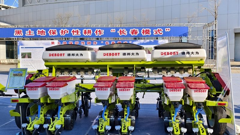 智能植保机器人：如何选择合适的产品？**